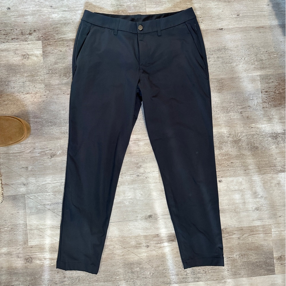NWOT | lululemon athletica Men's Black Chinos